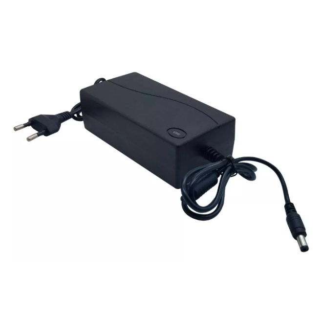 Transformador Power Adaptor 220V 12V 5A con Indicador LED